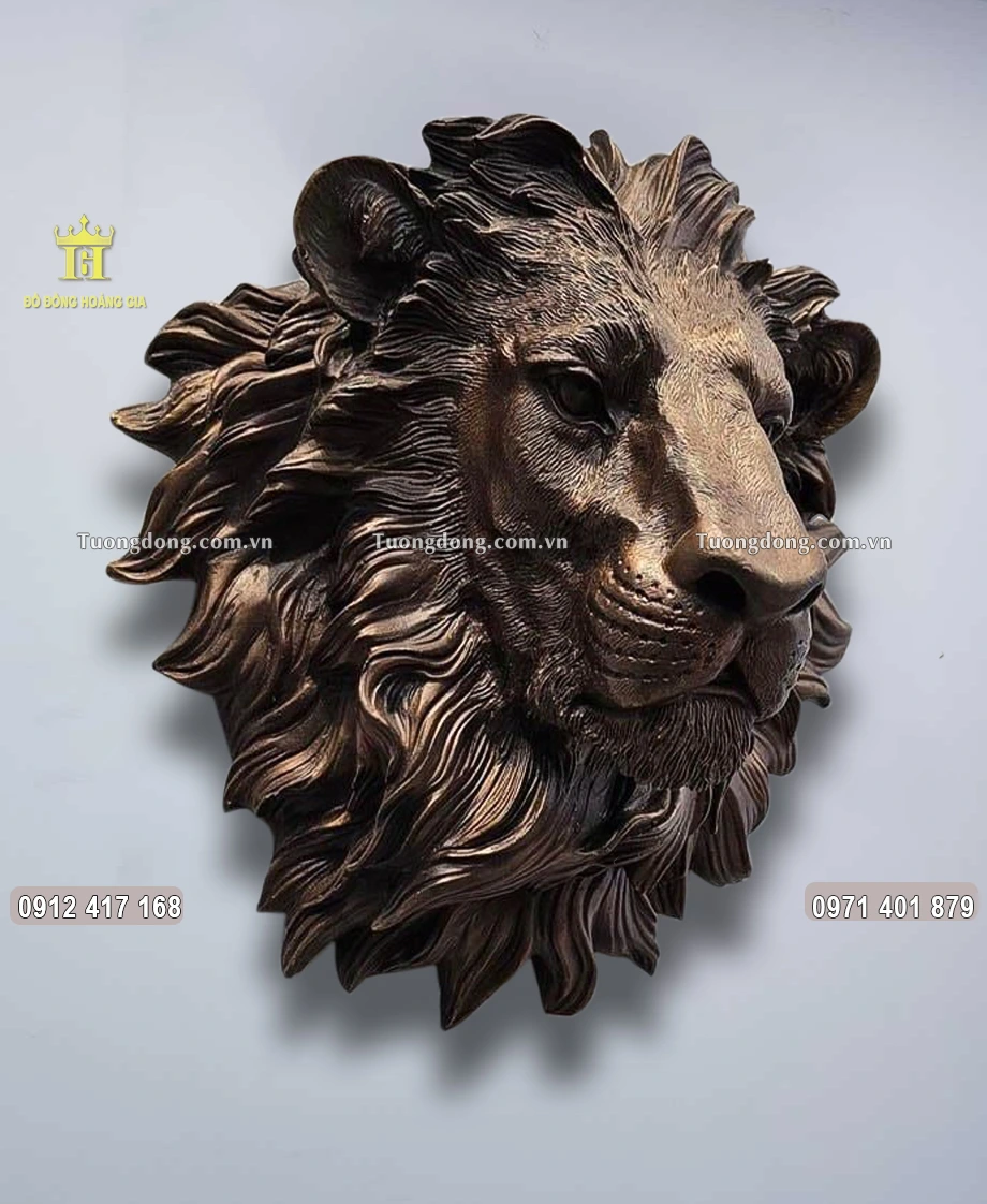 Hình ảnh nhìn nghiêng của bức tượng mặt Sư Tử